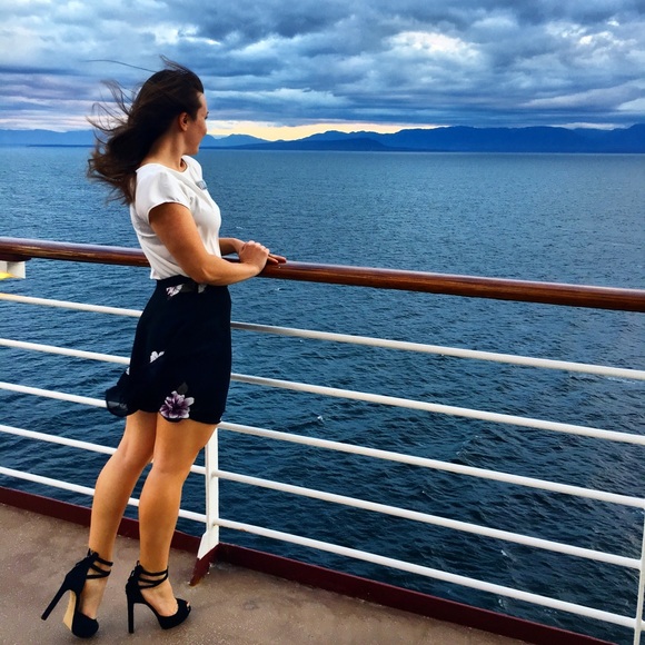 Meet your Posher, Emily - Picture 9 of 12